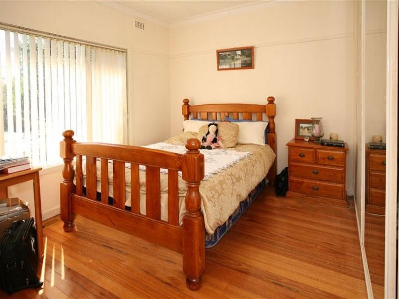 12 Koroit Street, Nunawading VIC 3131