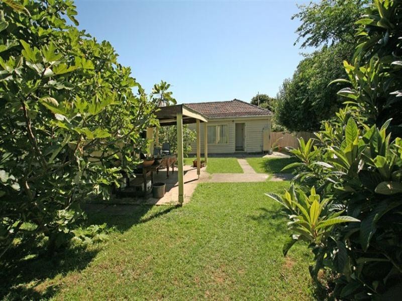 12 Koroit Street, Nunawading VIC 3131