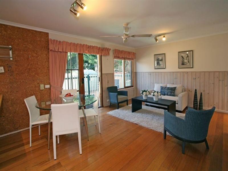 47 Elmwood Crescent, Glen Waverley VIC 3150