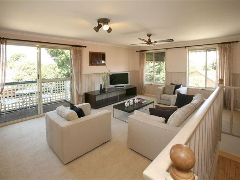 47 Elmwood Crescent, Glen Waverley VIC 3150