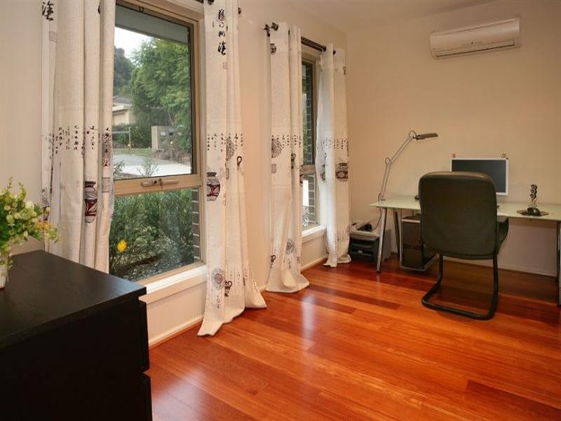 1/28 Boronia Grove, Doncaster East VIC 3109