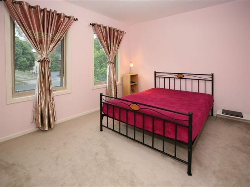 1/28 Boronia Grove, Doncaster East VIC 3109