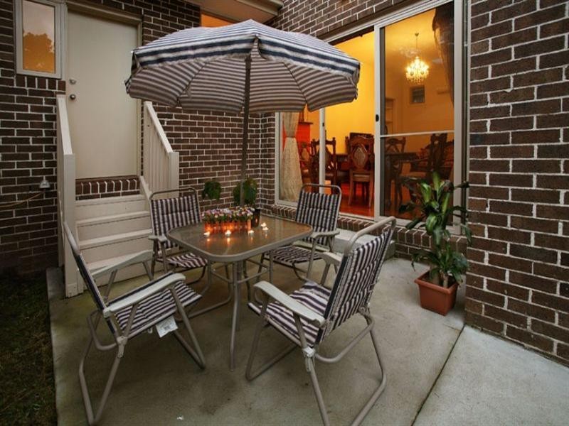 1/28 Boronia Grove, Doncaster East VIC 3109