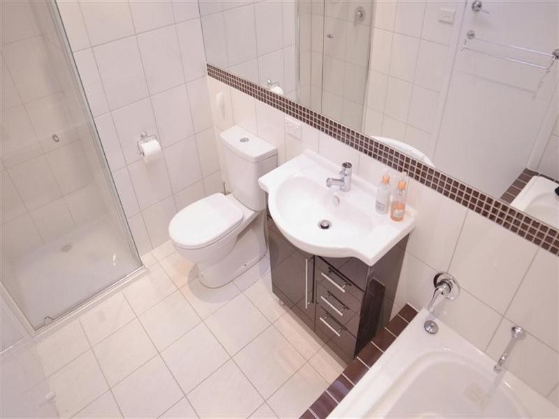 27 Westlands Road, Glen Waverley VIC 3150