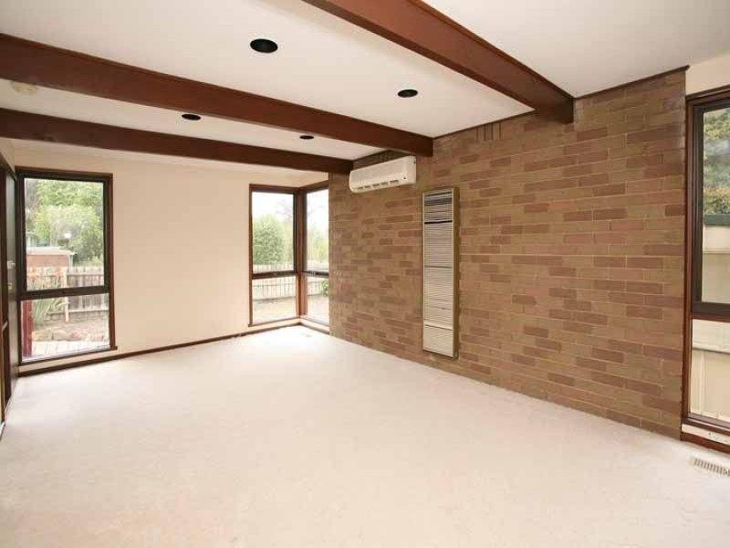 27 Huxley Avenue, Mulgrave VIC 3170