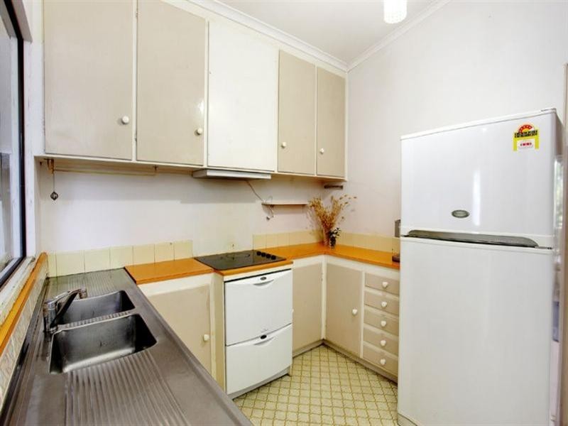 162 Blackburn Road, Glen Waverley VIC 3150