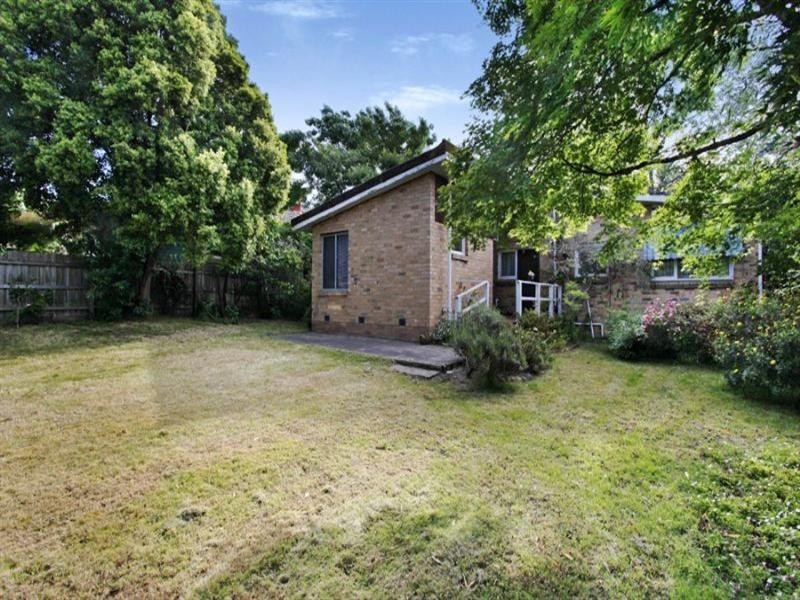 162 Blackburn Road, Glen Waverley VIC 3150