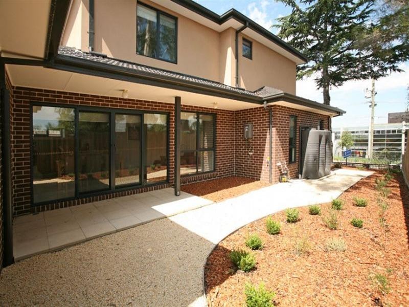 1/647 High Street Road, Glen Waverley VIC 3150