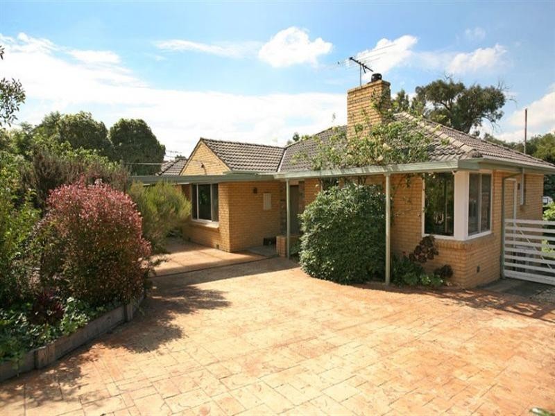 40 Leonie Avenue, Mount Waverley VIC 3149