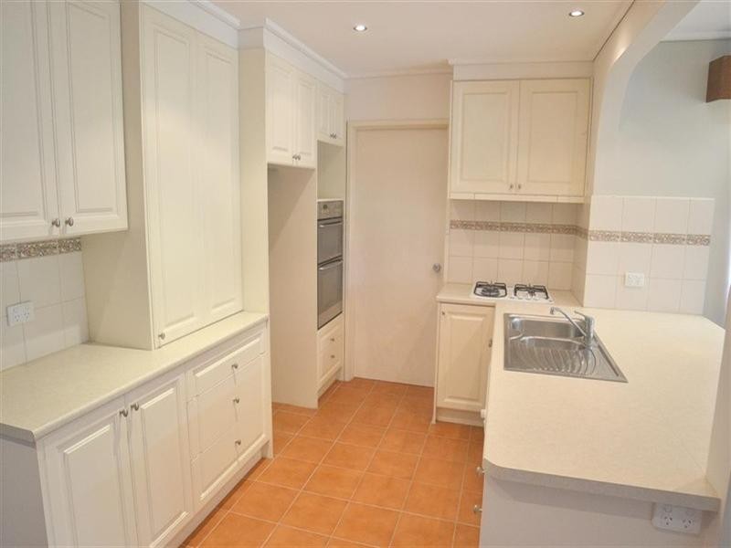 57 Winmalee Drive, Glen Waverley VIC 3150