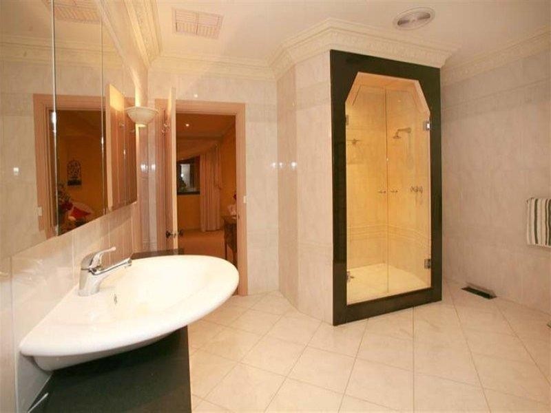 7 Kosciusko Court, Wheelers Hill VIC 3150