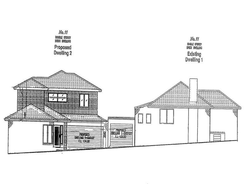11 Watsons Road, Glen Waverley VIC 3150