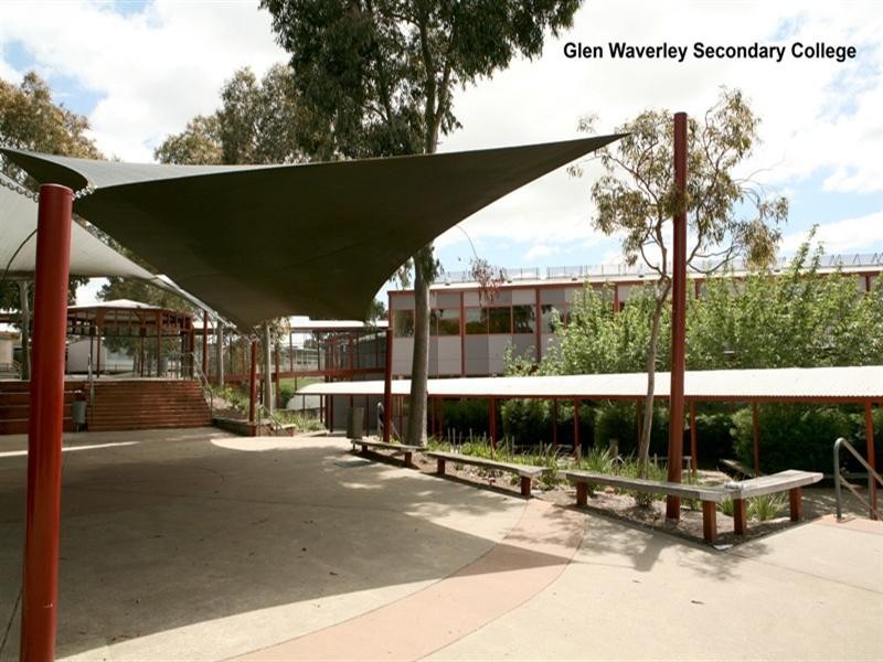 11 Watsons Road, Glen Waverley VIC 3150