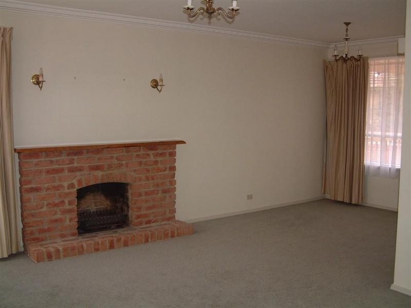 9 Margate Crescent, Glen Waverley VIC 3150