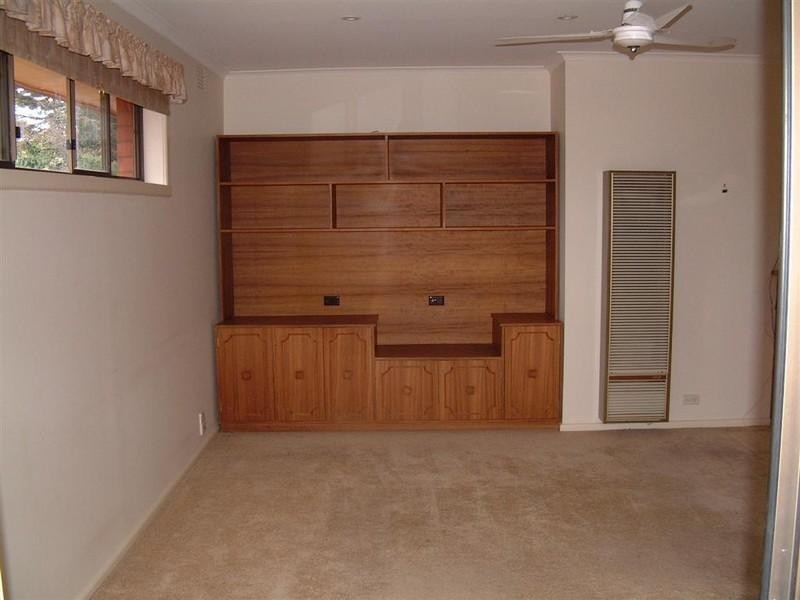 9 Margate Crescent, Glen Waverley VIC 3150