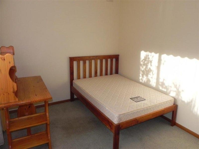 4/49 Hinkler Road, Glen Waverley VIC 3150