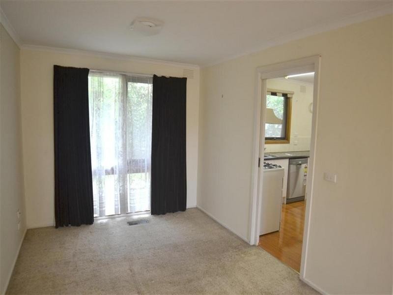 4 Camelot Drive, Glen Waverley VIC 3150