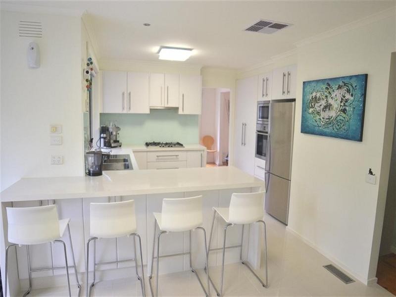 28 Felgate Parade, Vermont South VIC 3133