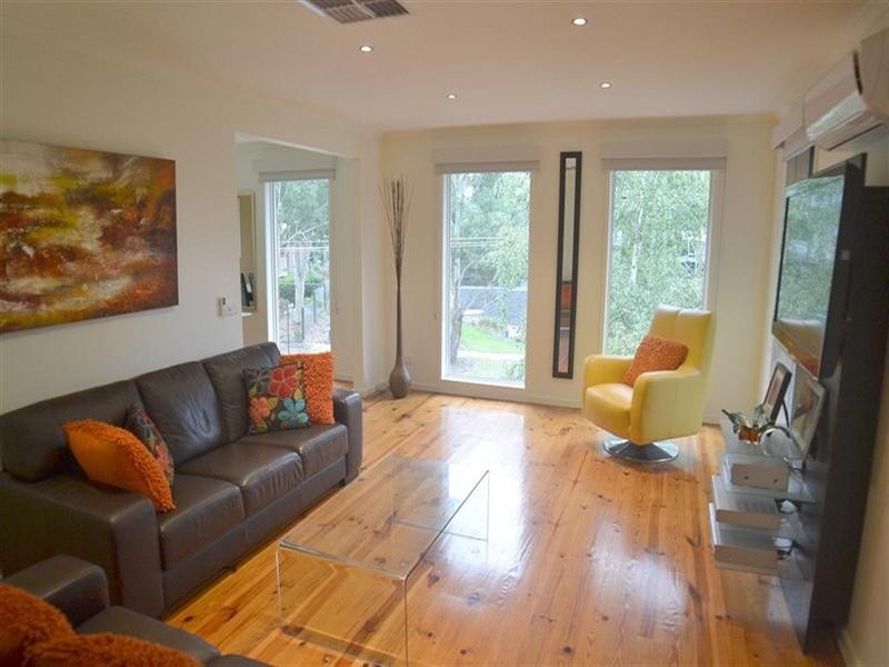 28 Felgate Parade, Vermont South VIC 3133