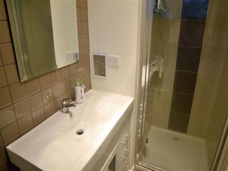 28 Felgate Parade, Vermont South VIC 3133