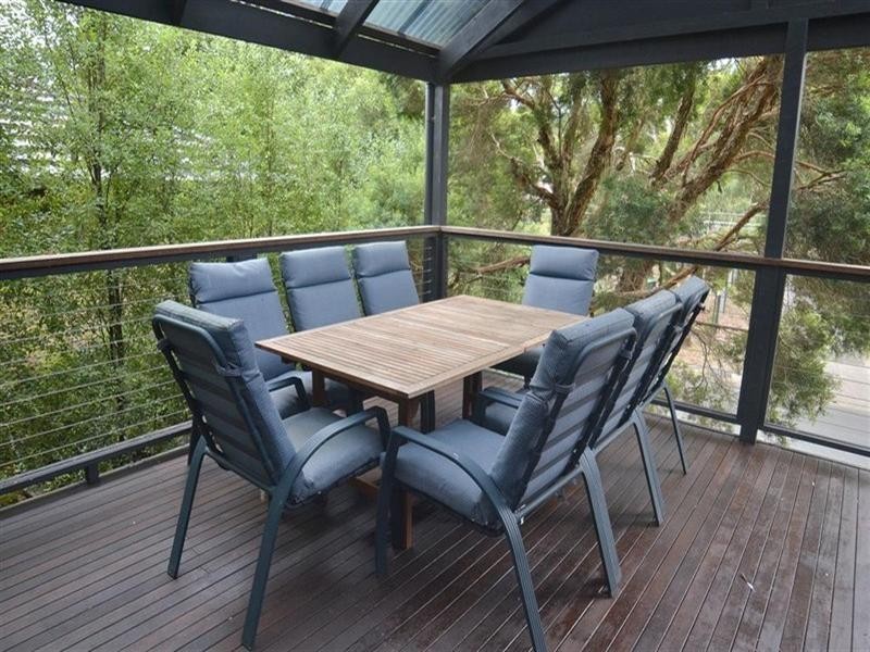 28 Felgate Parade, Vermont South VIC 3133