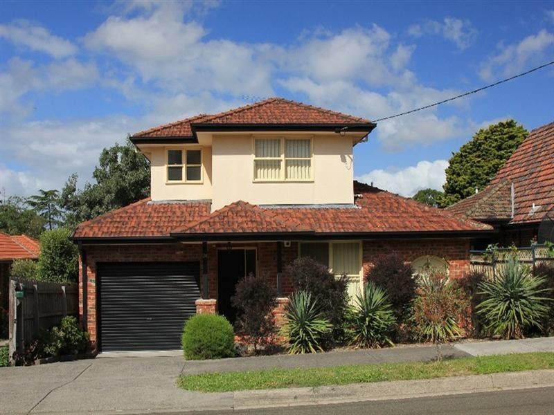 24 Hammence Street, Glen Waverley VIC 3150
