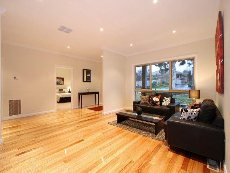 1/8 The Ridge, Glen Waverley VIC 3150