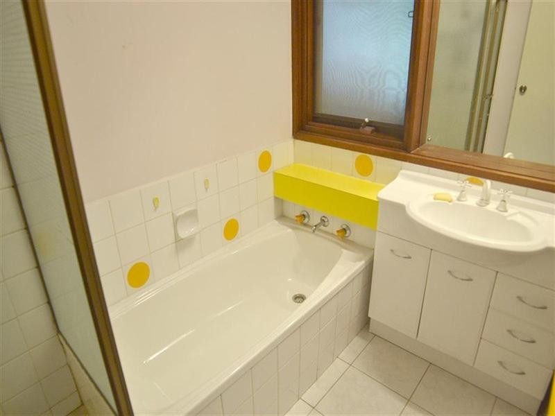 853 Waverley Road, Glen Waverley VIC 3150