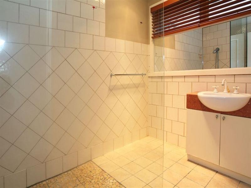 27 Hubbard Avenue, Mulgrave VIC 3170