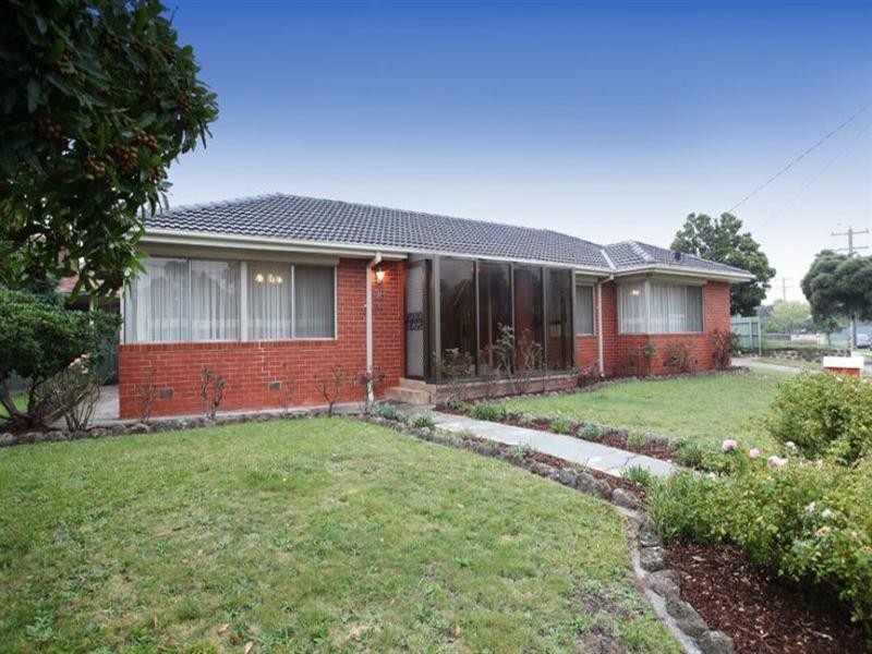 38 Glengariff Drive, Mulgrave VIC 3170