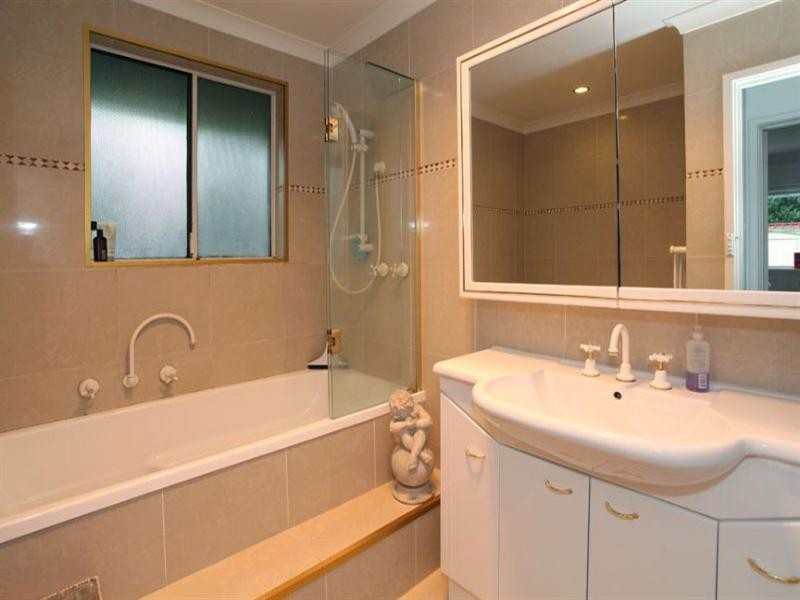 46 Cambridge Drive, Glen Waverley VIC 3150