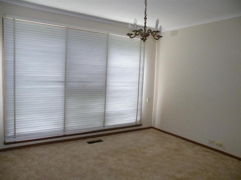 4 Tereva Crescent, Wheelers Hill VIC 3150