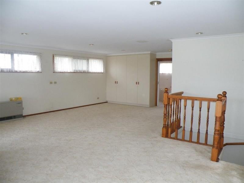 4 Tereva Crescent, Wheelers Hill VIC 3150