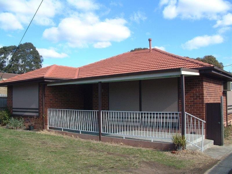 143 Brandon Park Drive, Wheelers Hill VIC 3150