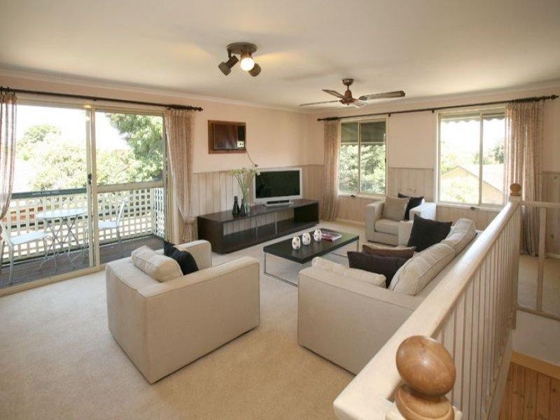 47 Elmwood Crescent, Glen Waverley VIC 3150