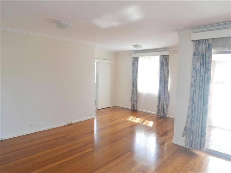 9 Caledonia Crescent, Mulgrave VIC 3170