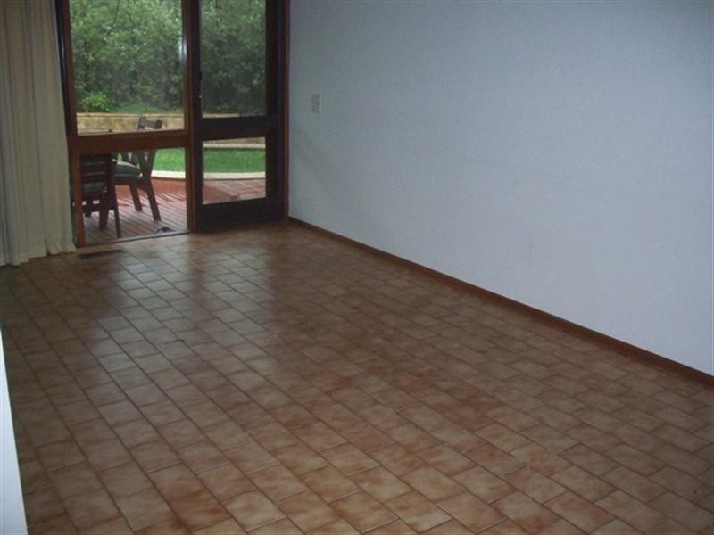 8 Danene Court, Vermont South VIC 3133