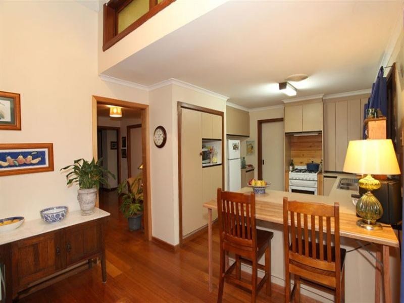 37 Highvale Road, Glen Waverley VIC 3150