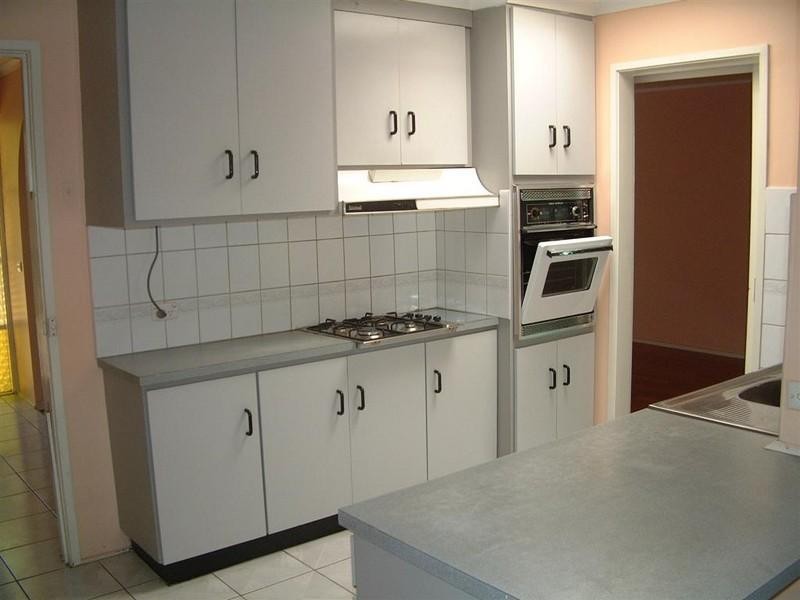 31 Radleigh Drive, Wheelers Hill VIC 3150