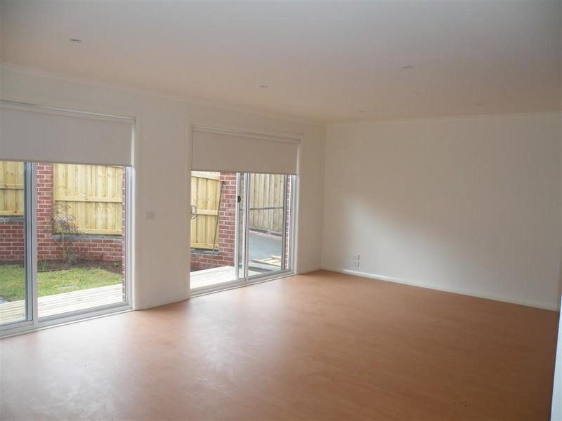 2/81 Elonera Road, Noble Park VIC 3174