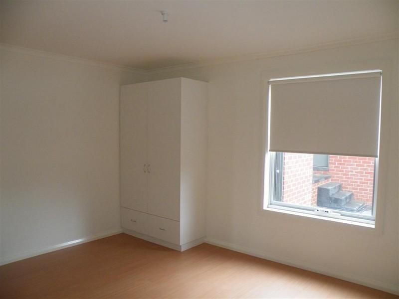 2/81 Elonera Road, Noble Park VIC 3174