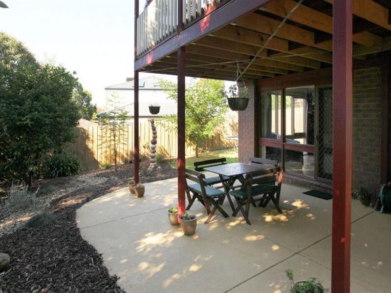 5 Darvell Close, Wheelers Hill VIC 3150