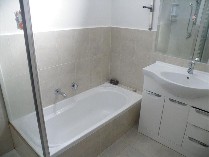 1/211 Ferntree Gully Road, Mount Waverley VIC 3149