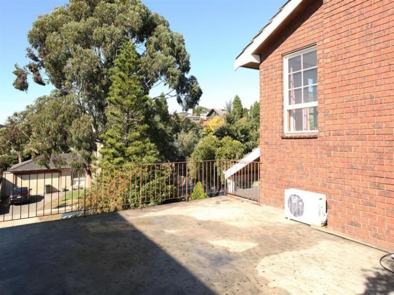 15 Harlingford Court, Wheelers Hill VIC 3150