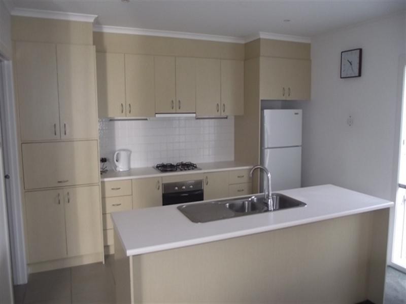 91 Sovereign Manors Crescent, Rowville VIC 3178