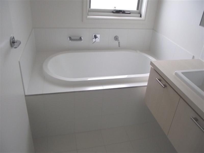 8 Edgbaston Way, Mulgrave VIC 3170