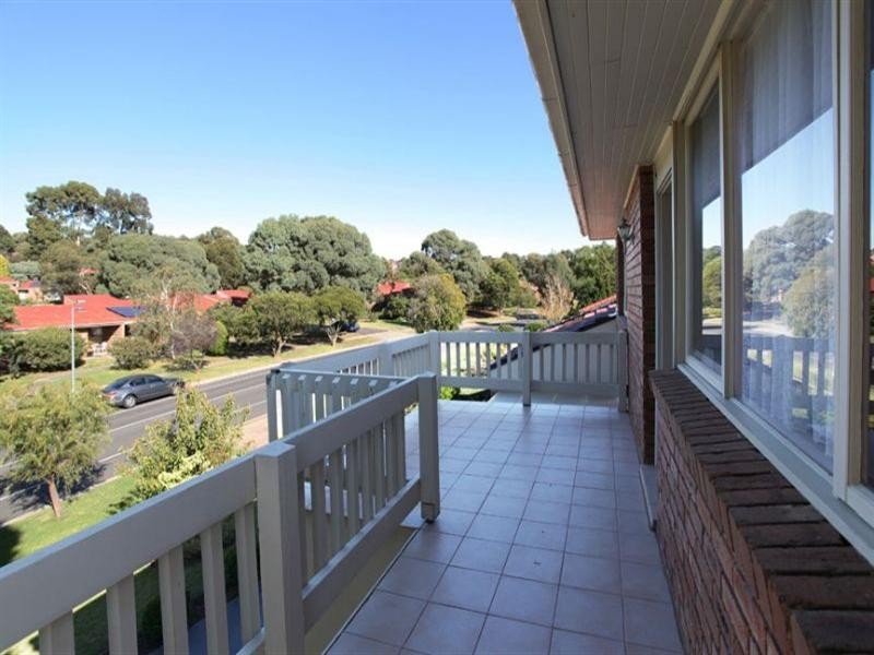 88 Whalley Drive, Wheelers Hill VIC 3150