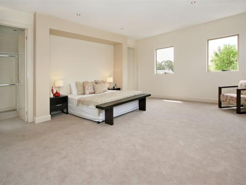 11 Nottingham Street, Glen Waverley VIC 3150