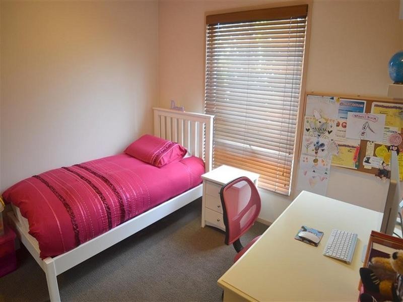 2/10 Renver Road, Clayton VIC 3168