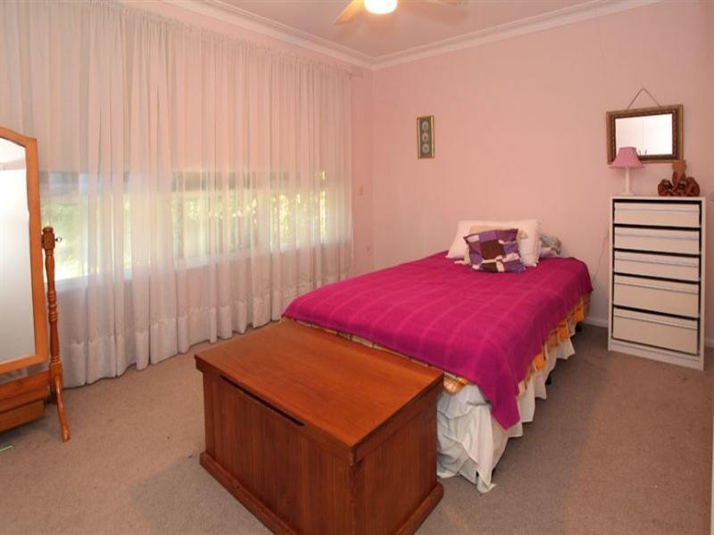 16 Hampstead Crescent, Glen Waverley VIC 3150